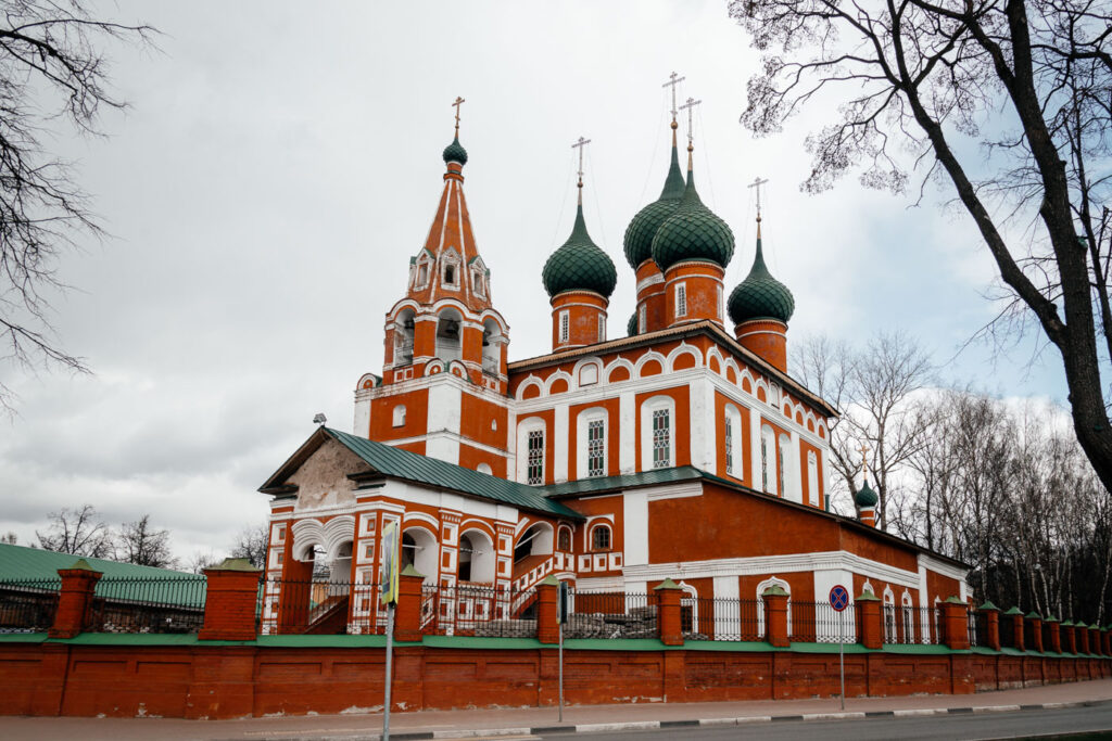 Соборы ярославля фото