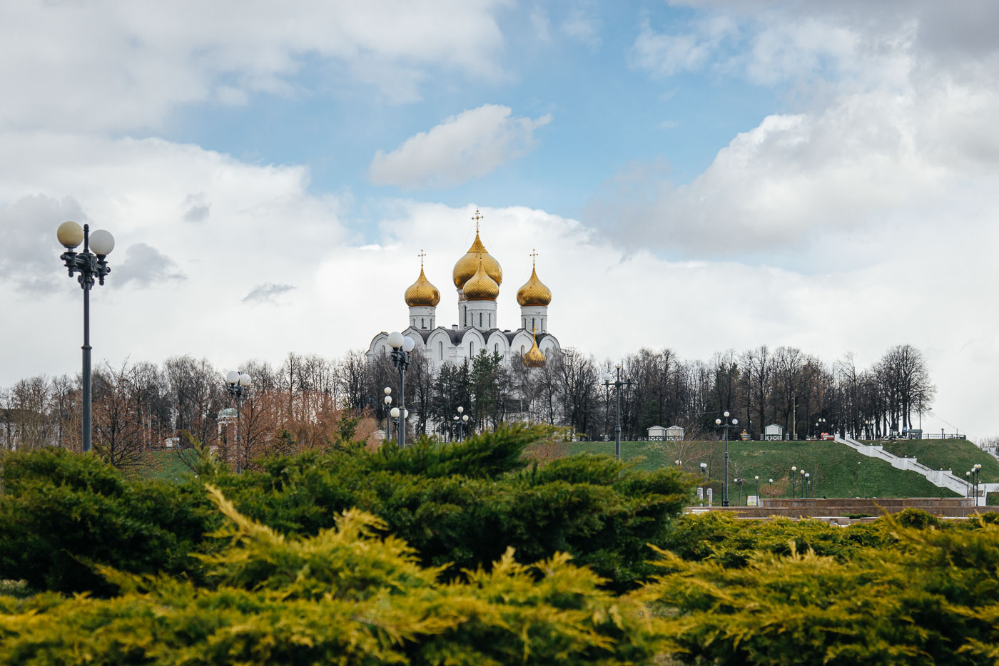 Фото Ярославля | Вид со Стрелки на Успенский собор